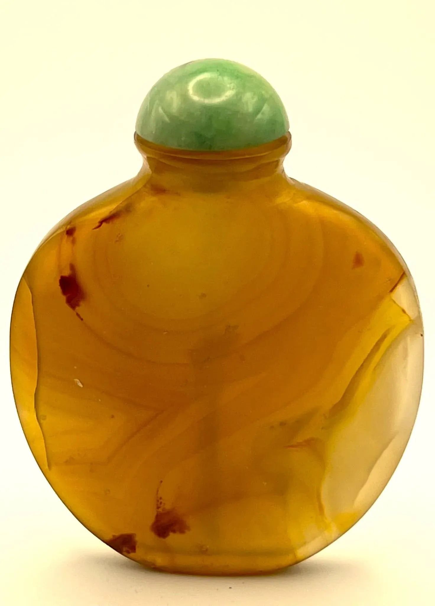 19th Century Hollow Agate Snuff Bottle on a Wood Stand - 5