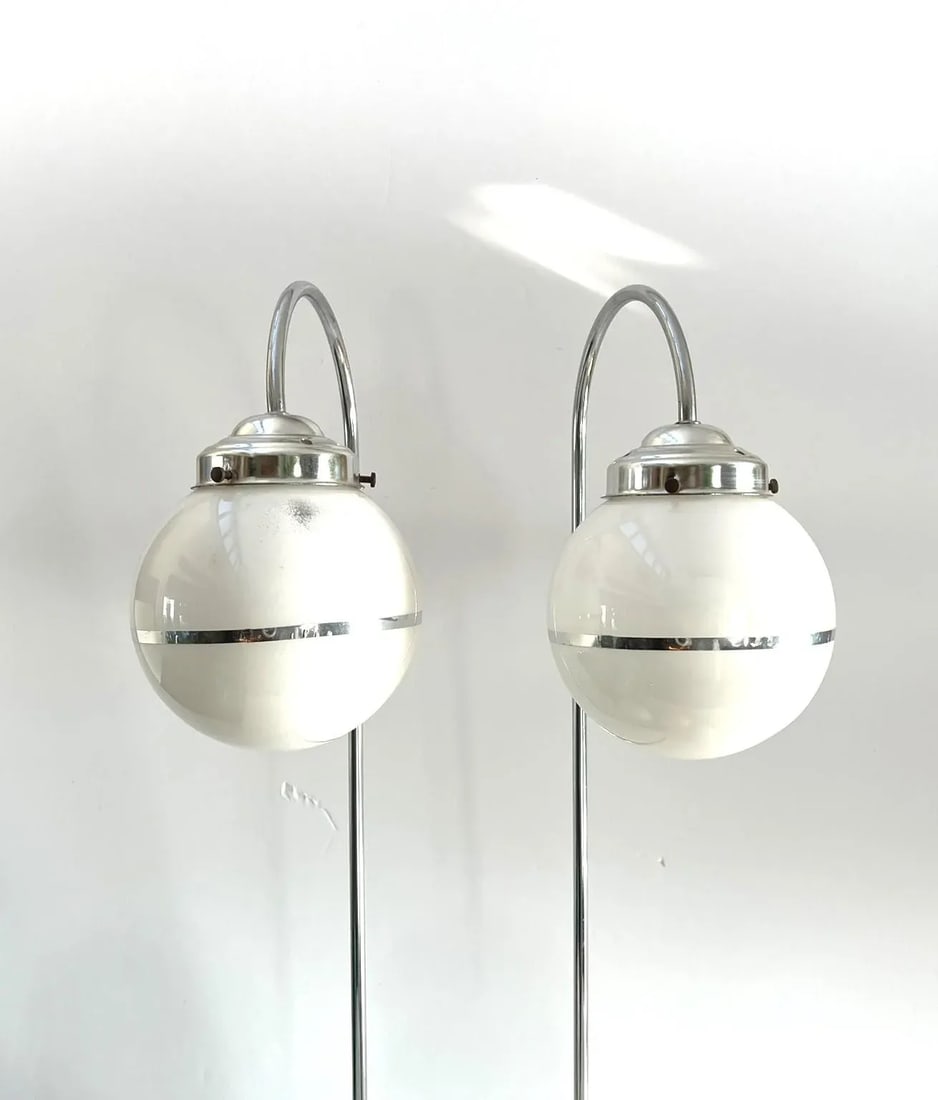Mid-Century Modern Table Lamp With Globe Shades - 6