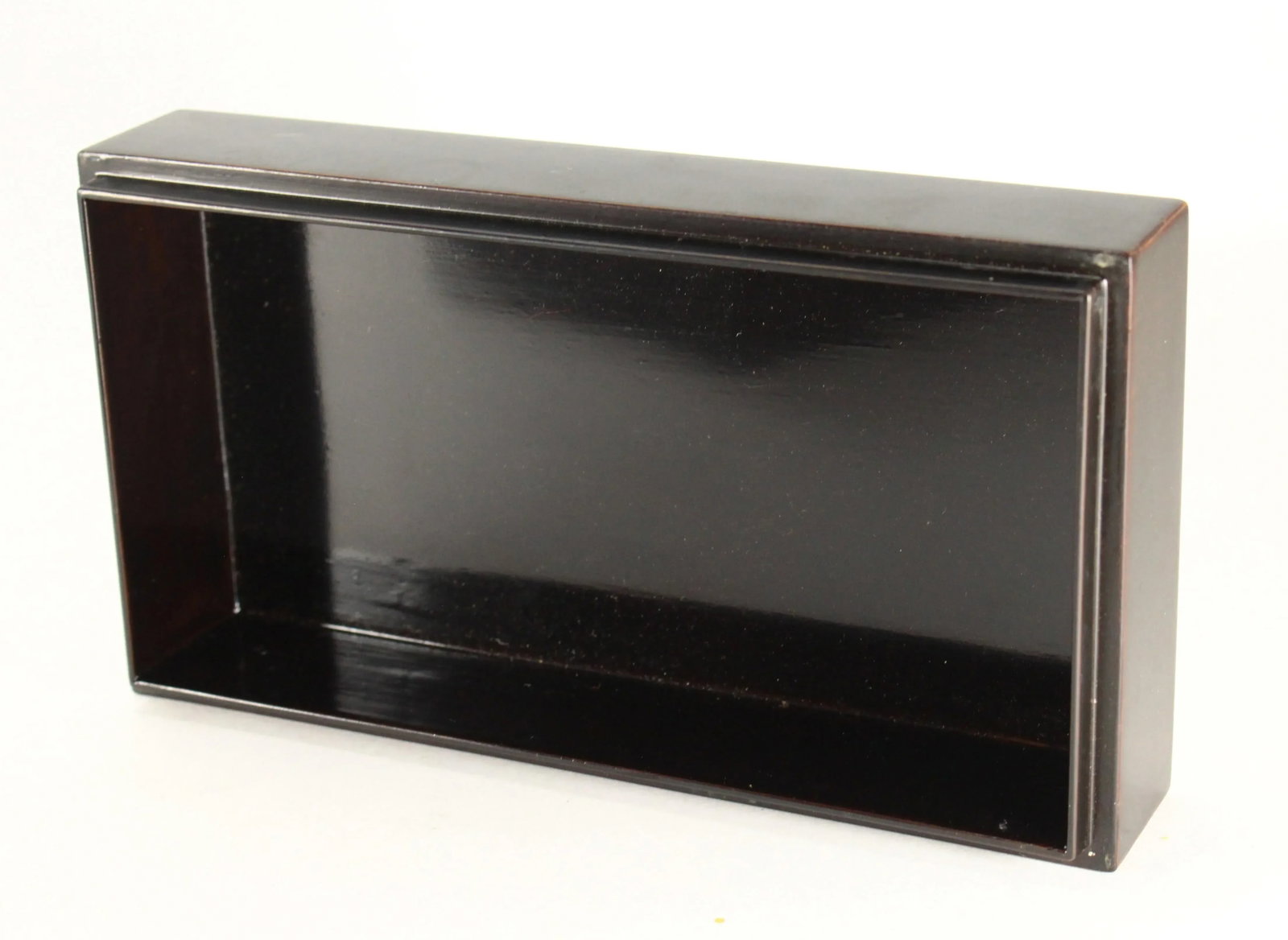 Circa 1920s-1940s Signed Gilt Black Lacquer Japanese Box, Mount Fuji - 10