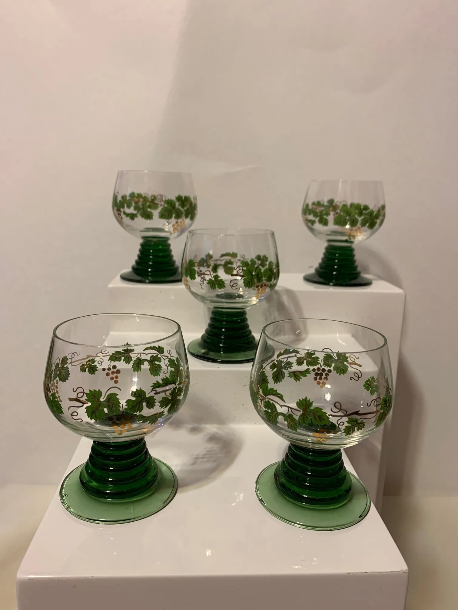 1950s Mid-Century Grape Green Cocktail Glasses With Green Rings Base - Set of 5 Pieces - 4