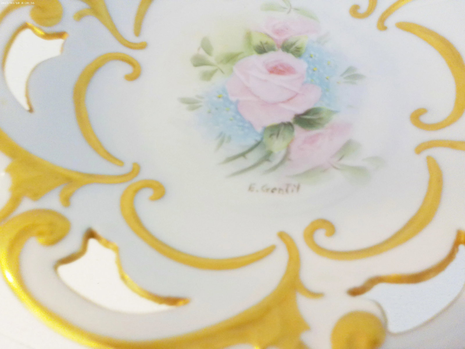 Mid-Century Floral Porcelain Vanity Set, a Pair - 4