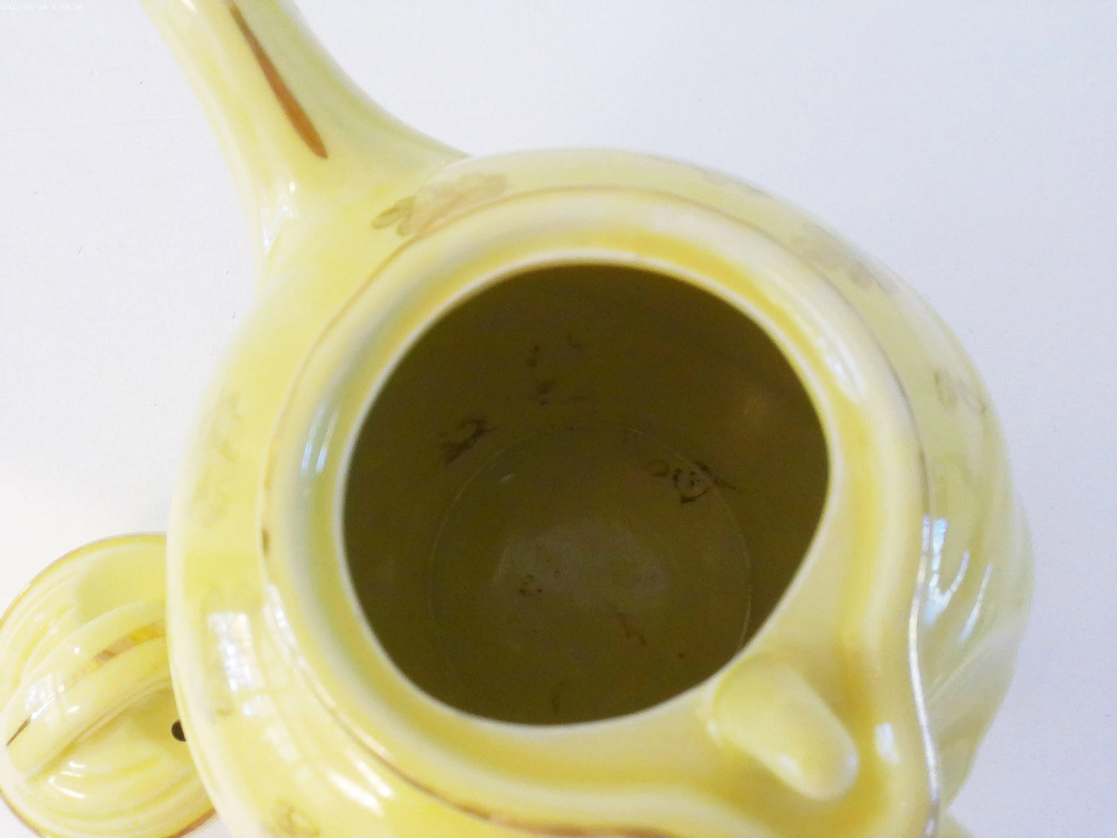 1940s Hall Aladdin Genie Lamp Yellow Tea Pot - 8