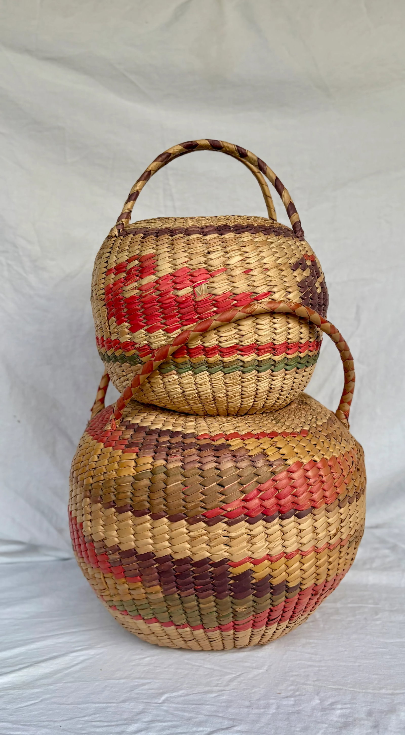 Late 20th Century Vintage Mexican Folk Art Woven Palm Baskets With Handles, Set of 2 - 3