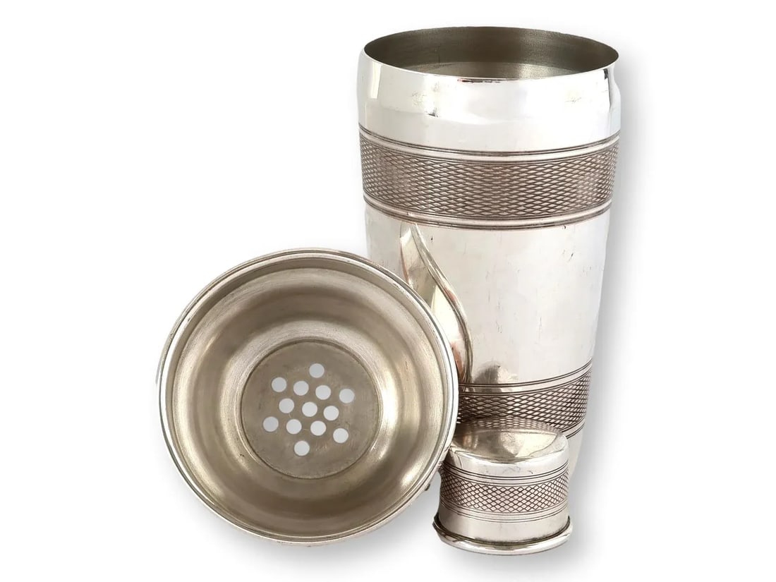 1930s Art Deco Cocktail Shaker - 4
