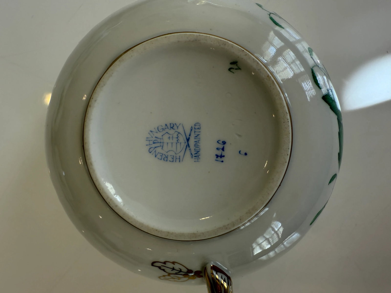 Mid 20th Century Herend Green Chinese Bouquet Tea Cup and Saucer Set- 7 Cups and 7 Saucers - 4