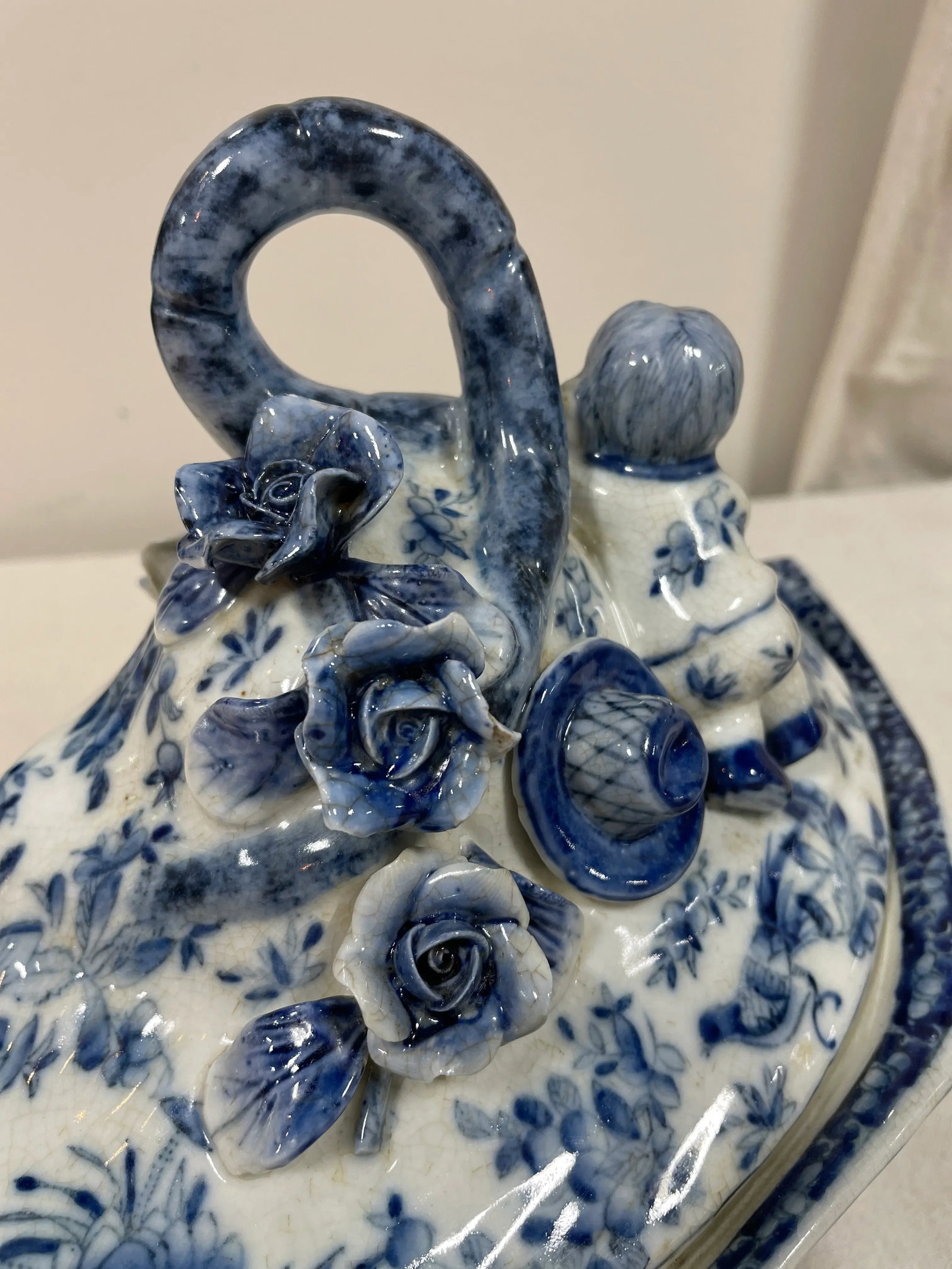 Early 19th Century Antique Lidded Tureen and Under Plate in Dutch Delft Style - 5
