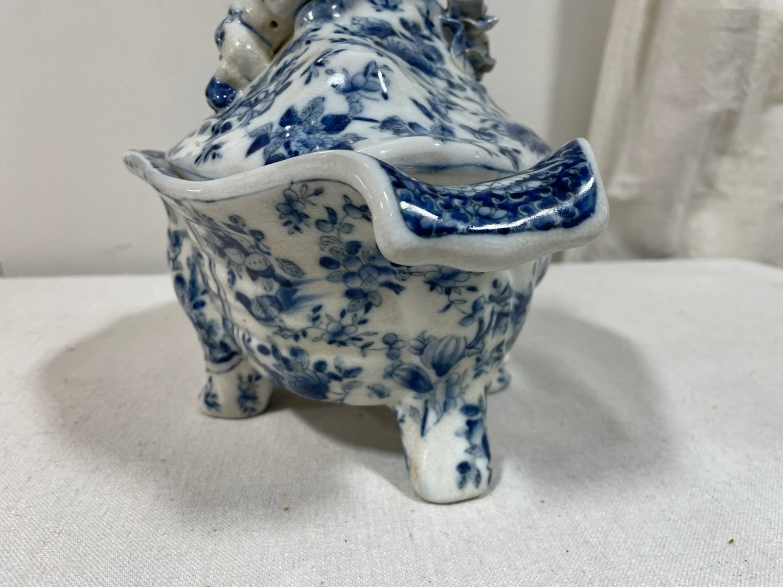 Early 19th Century Antique Lidded Tureen and Under Plate in Dutch Delft Style - 7