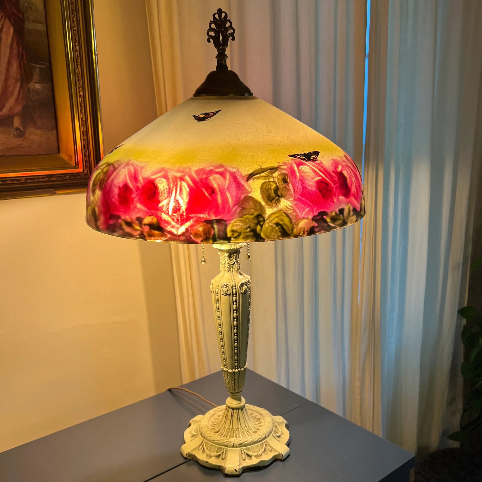 Antique Reverse Painted Lamp Featuring Cabbage Roses, Fully Restored & Rewired - 12