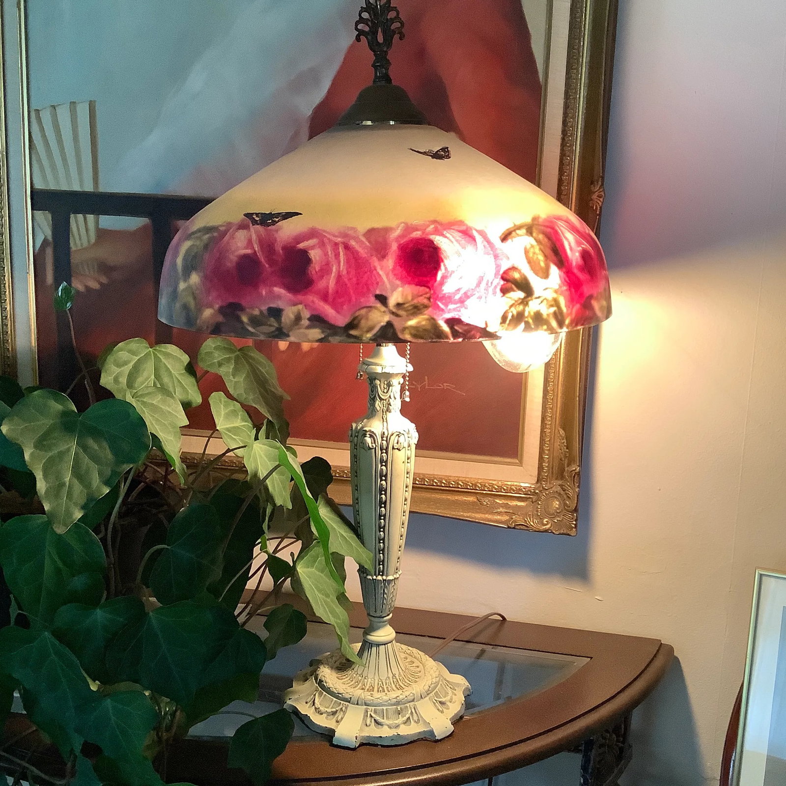 Antique Reverse Painted Lamp Featuring Cabbage Roses, Fully Restored & Rewired - 5