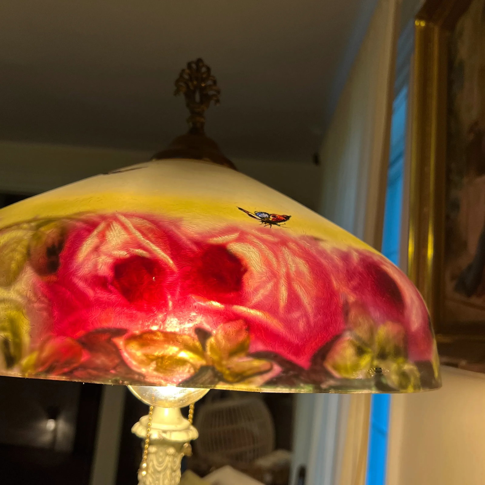 Antique Reverse Painted Lamp Featuring Cabbage Roses, Fully Restored & Rewired - 7