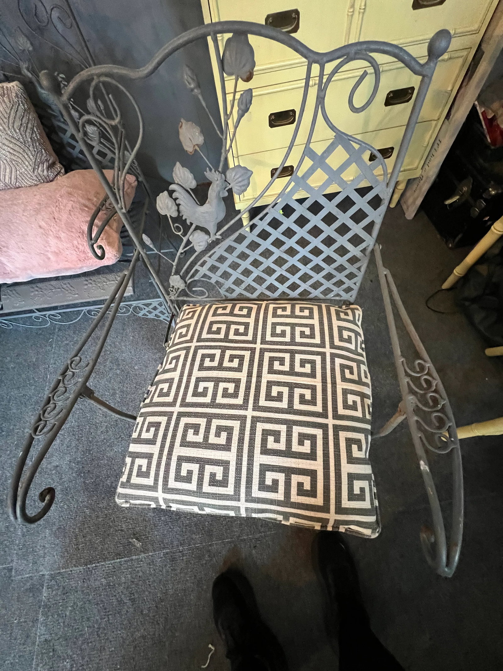 1990s Wrought Iron Rooster Motif Settee, Chairs and Screen, 4 Pieces - 6