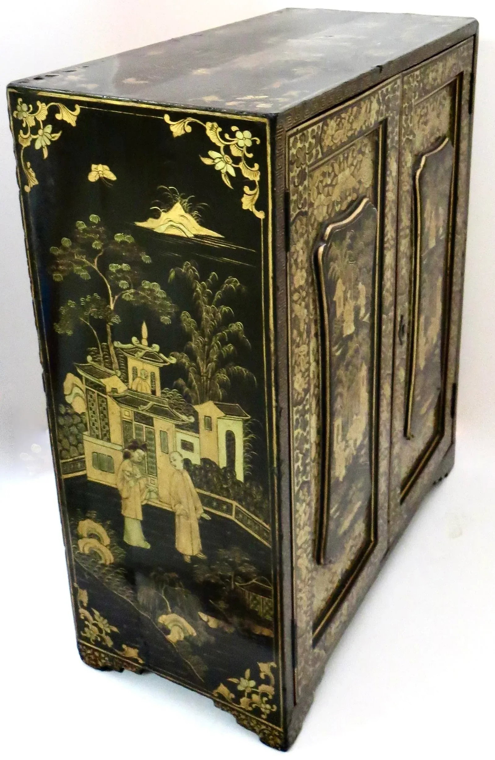 19th Century Chinese Export Table Top Black Lacquer Jewelry/Valuables Cabinet - 4