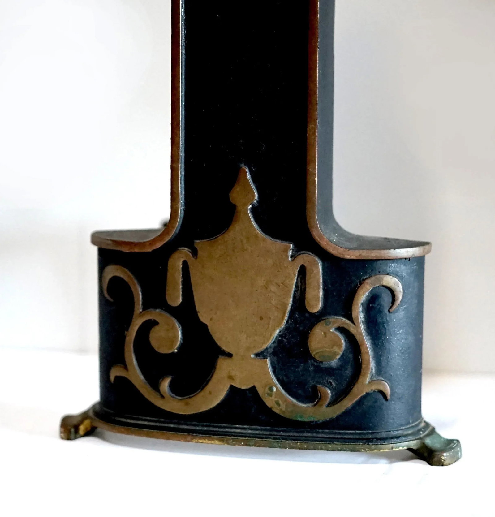 1930s Pair of Neo Classical Style Iron, Ebonized Andirons with Urn Form Motif - 4