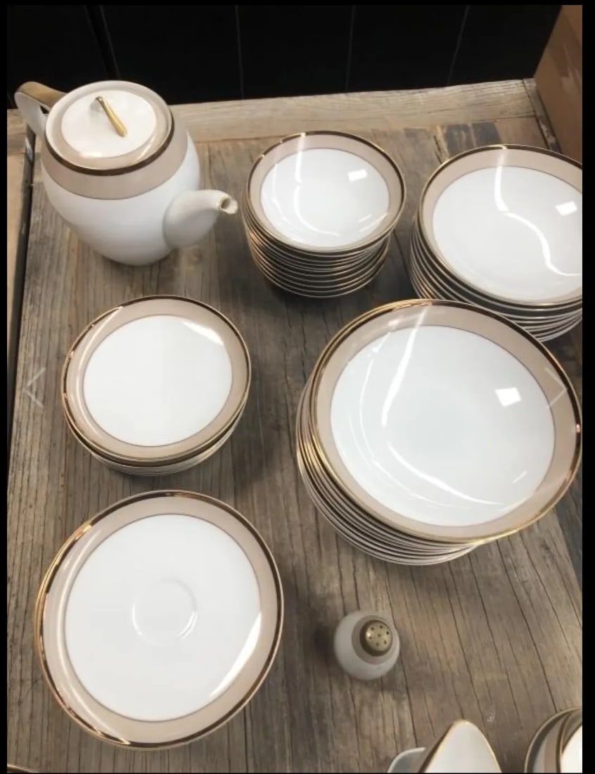 1960s Sango China Set- 95 Pieces - 2