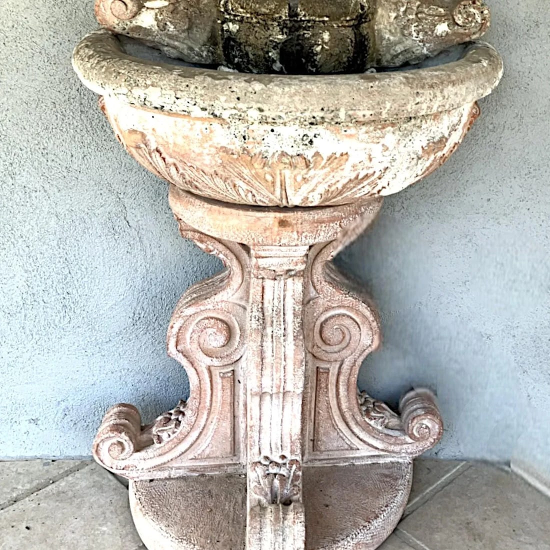 Classic Fiore Stone Cherub Wall Fountain With Integrated Pump - A Timeless Garden Accent - 6
