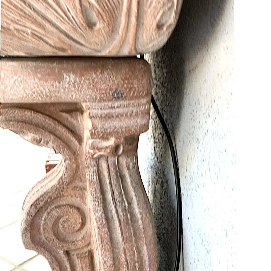Classic Fiore Stone Cherub Wall Fountain With Integrated Pump - A Timeless Garden Accent - 9