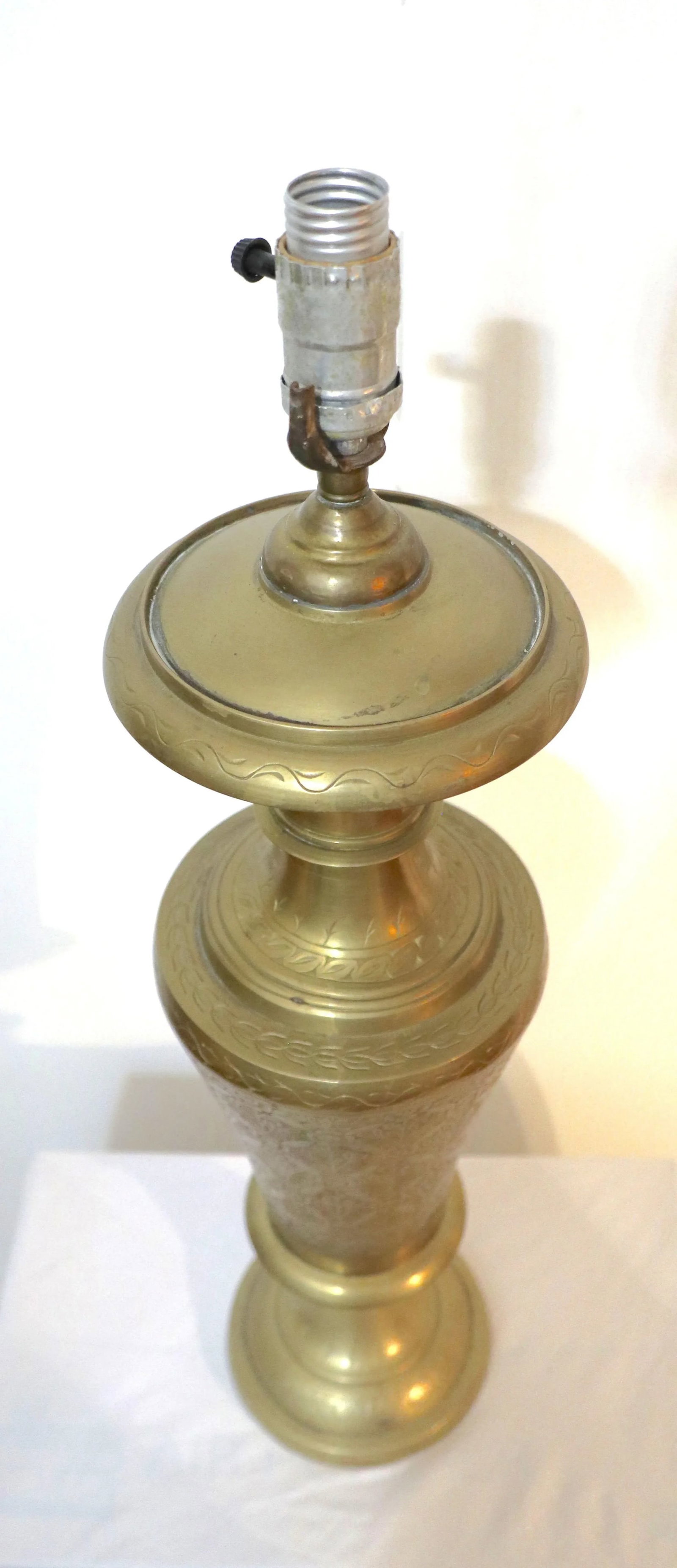 1920s Brass Etched Table Lamp With Fluted Shade - 2