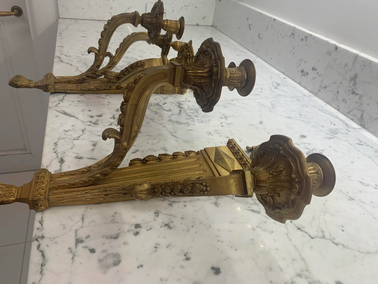A Pair of Early 20th Century Bronze Candle Holder Wall Sconces - 10