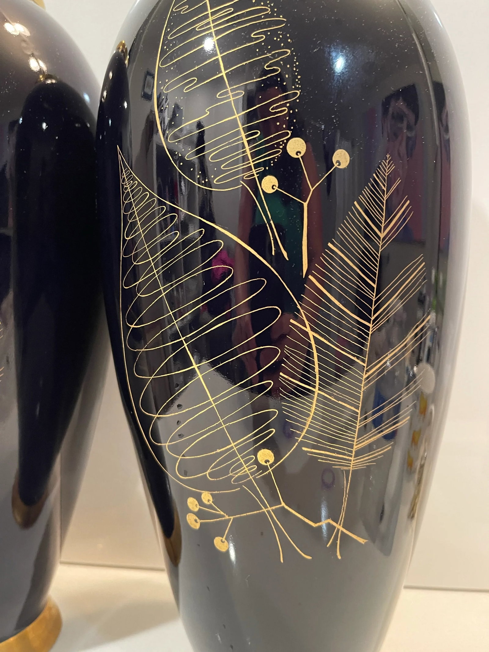 Set of Two 1970s Lindner Kueps Bavarian Tall Gold & Cobalt Floral Vases - 7
