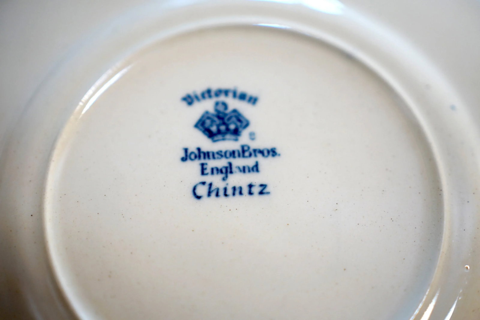 19th Century Johnson Brothers 40 Pieces Blue and White Victorian Chintz - 6