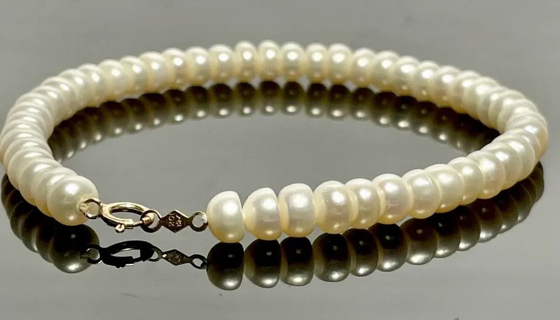 Pearl Bracelet Freshwater 10k Gold by Michael Anthony. - 2