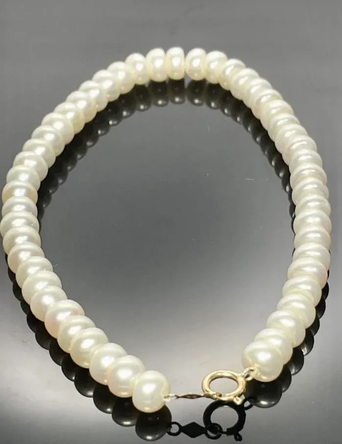 Pearl Bracelet Freshwater 10k Gold by Michael Anthony. - 3