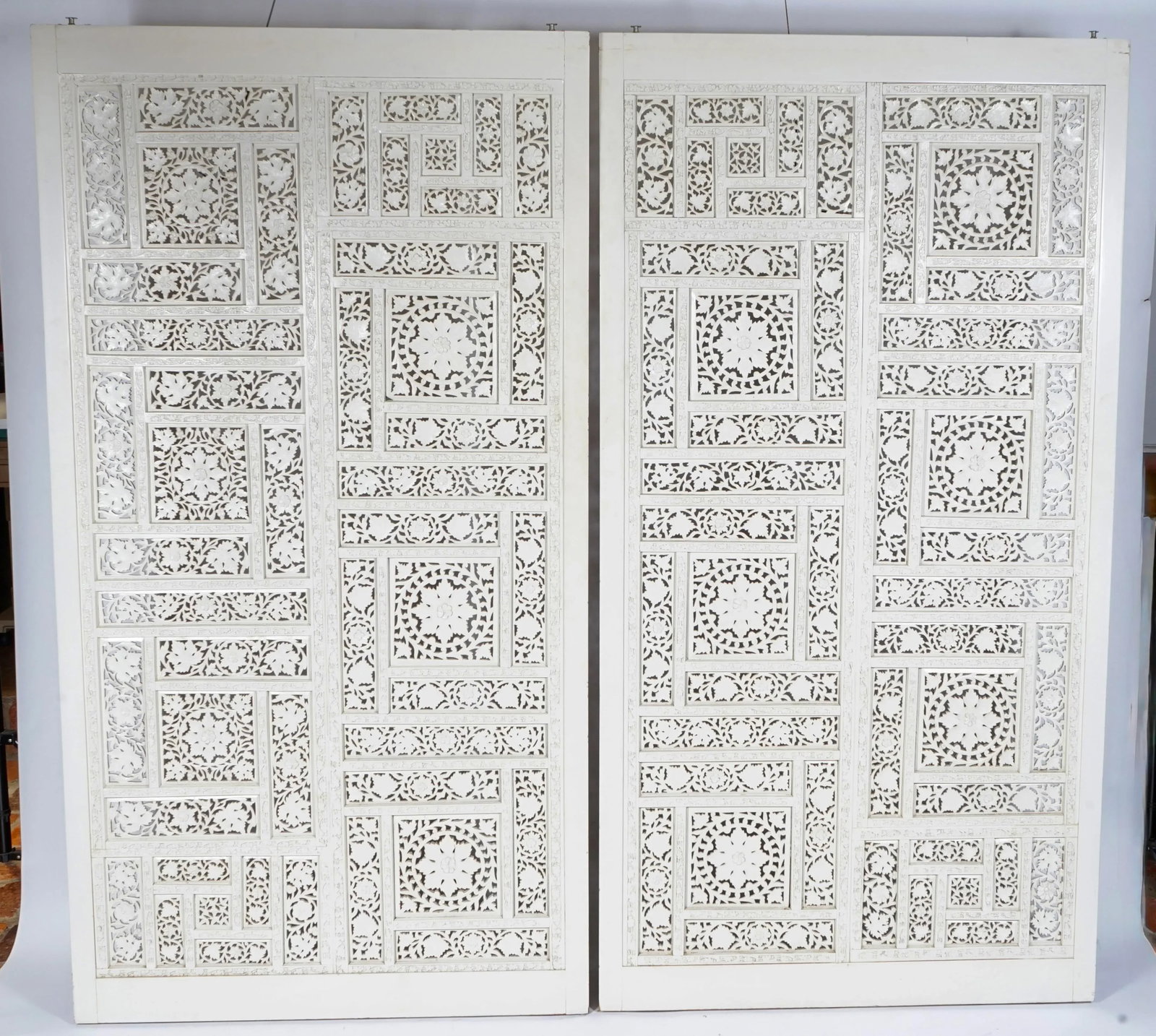 1950s Indonesian Hand Carved Wooden Panels Screen/Room Dividers- Set of 2 - 2