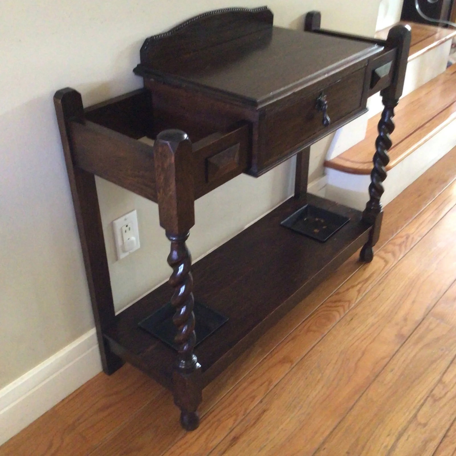 English Arts & Crafts Quartered Oak Barley Twist Entryway Double Umbrella Stand - 3