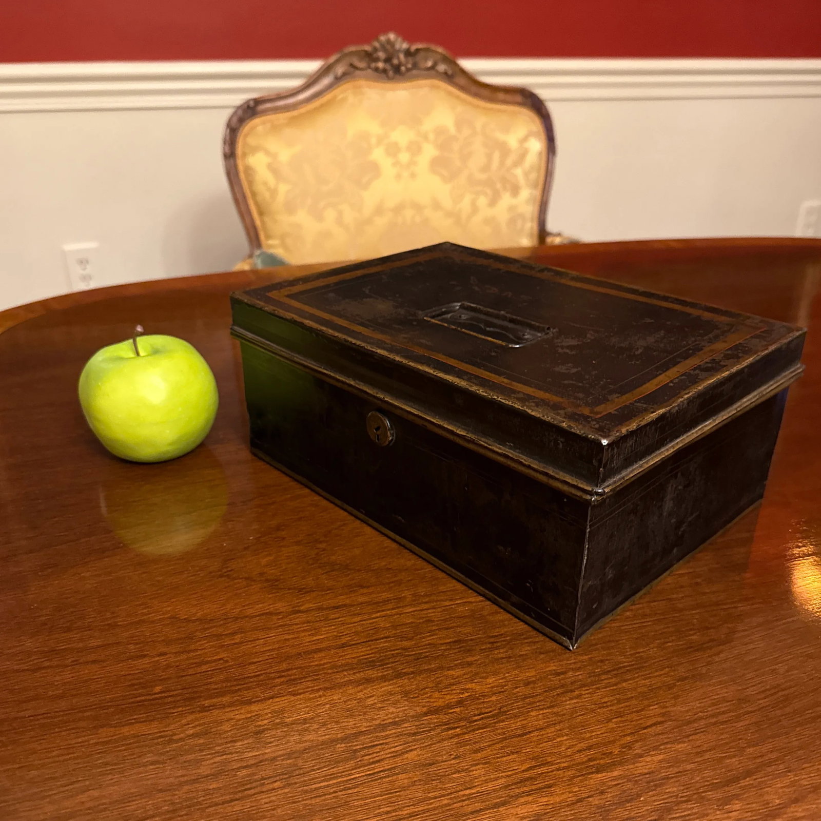 Late 19th Century Black and Gold Metal Document or Cash Box - 6