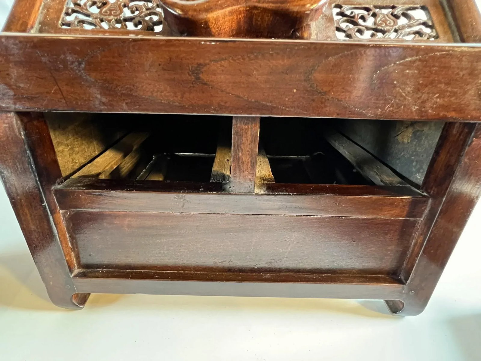 Antique Chinese Lady's Mirror Box - 12
