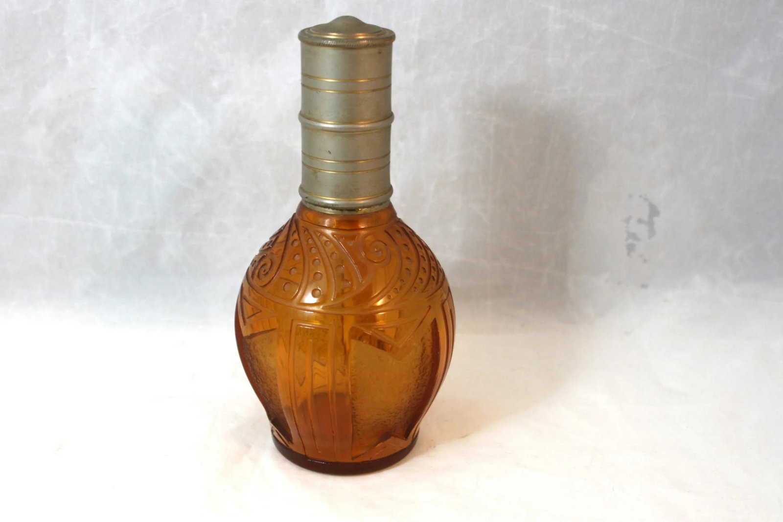1920s Art Deco Cristaux d'Art St Louis France Amber Glass Hand Cut Crystal Perfume Lamp Bottle - 2