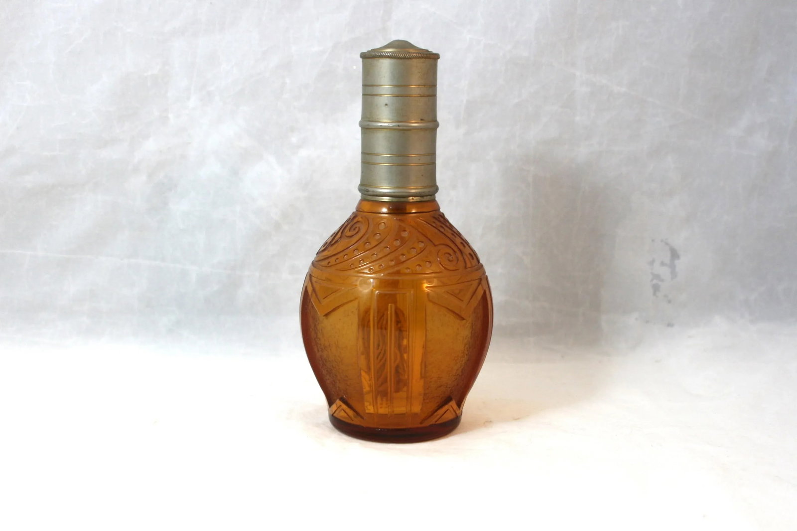 1920s Art Deco Cristaux d'Art St Louis France Amber Glass Hand Cut Crystal Perfume Lamp Bottle - 7