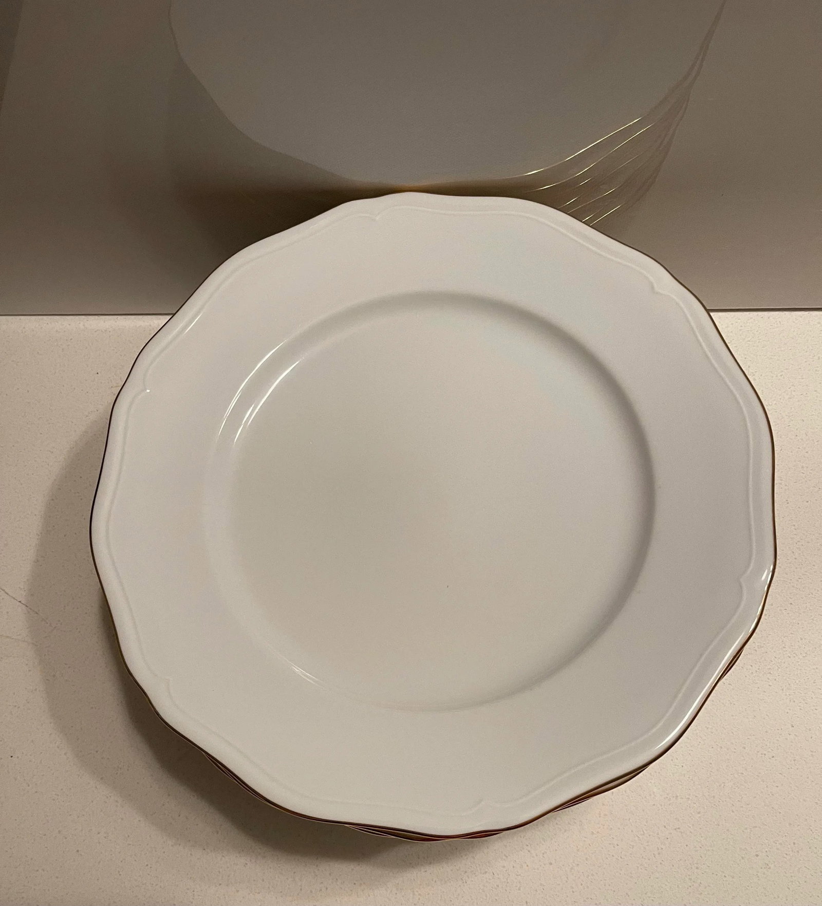 Late 20th Century Mikasa Gold Coin Dinner Plates - Set of 8 - 2