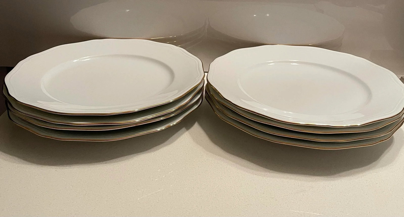 Late 20th Century Mikasa Gold Coin Dinner Plates - Set of 8 - 8