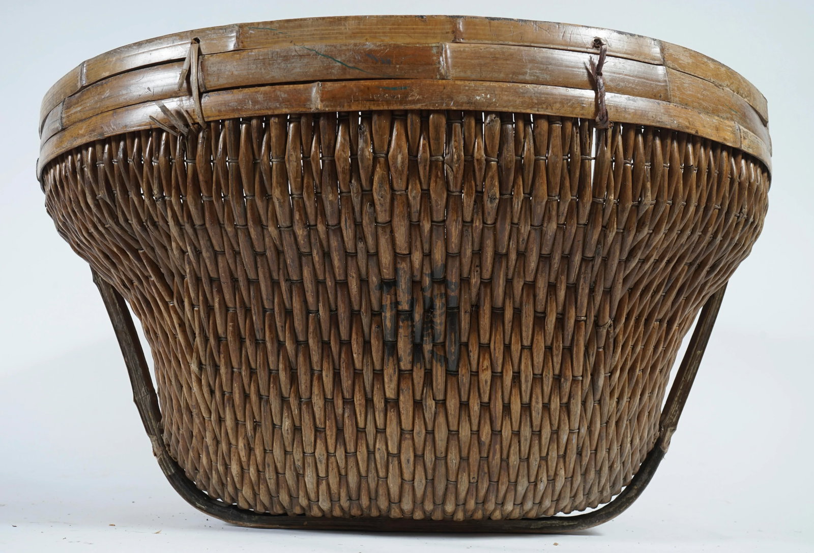 Large Vintage Chinese Handwoven Water Basket - 4