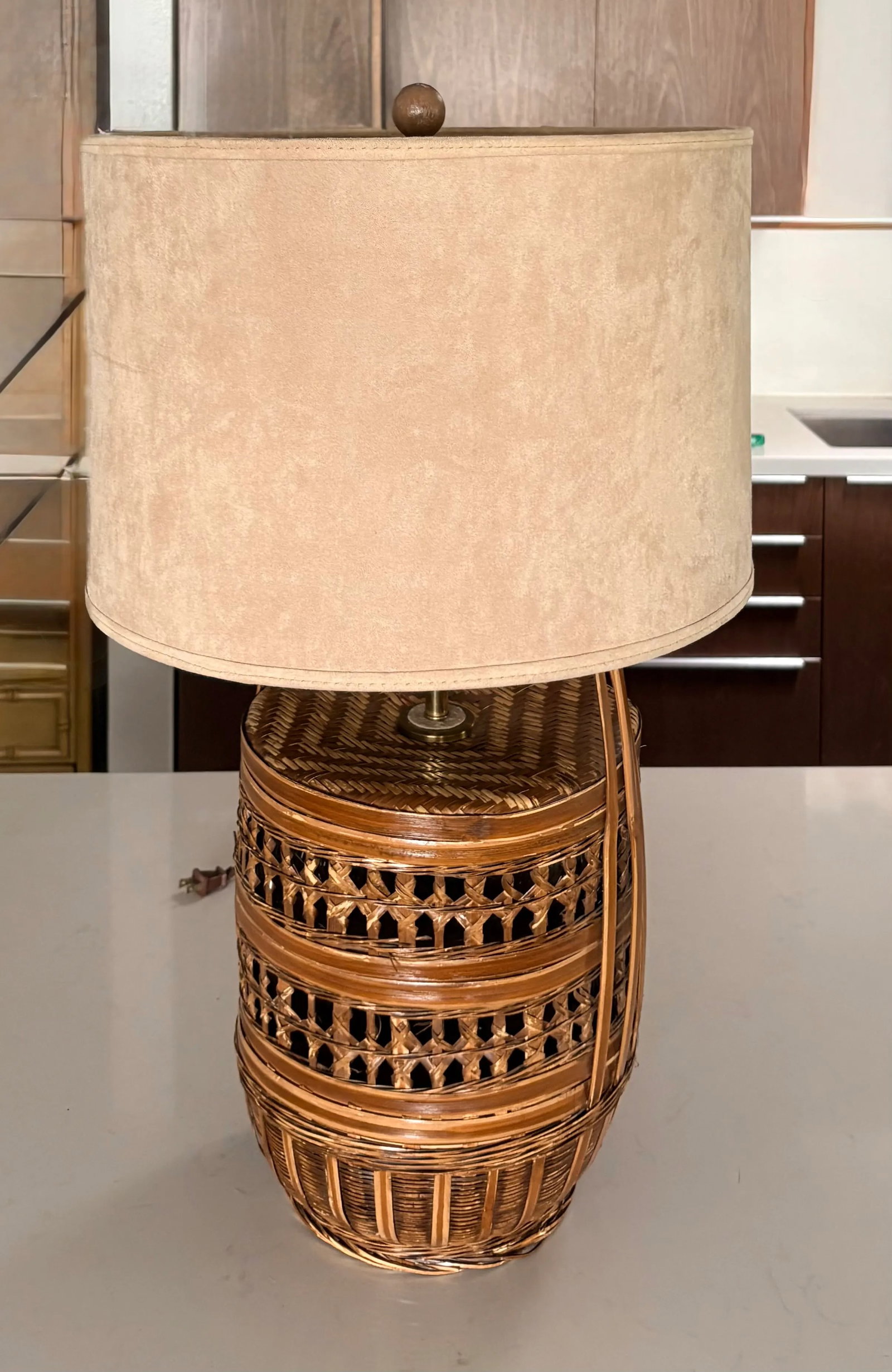 Vintage Coastal Woven Rattan Table Lamp With Sueded Shade - 14