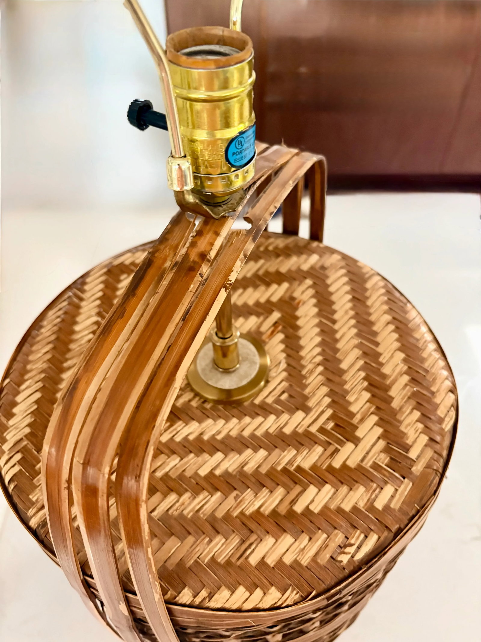 Vintage Coastal Woven Rattan Table Lamp With Sueded Shade - 9