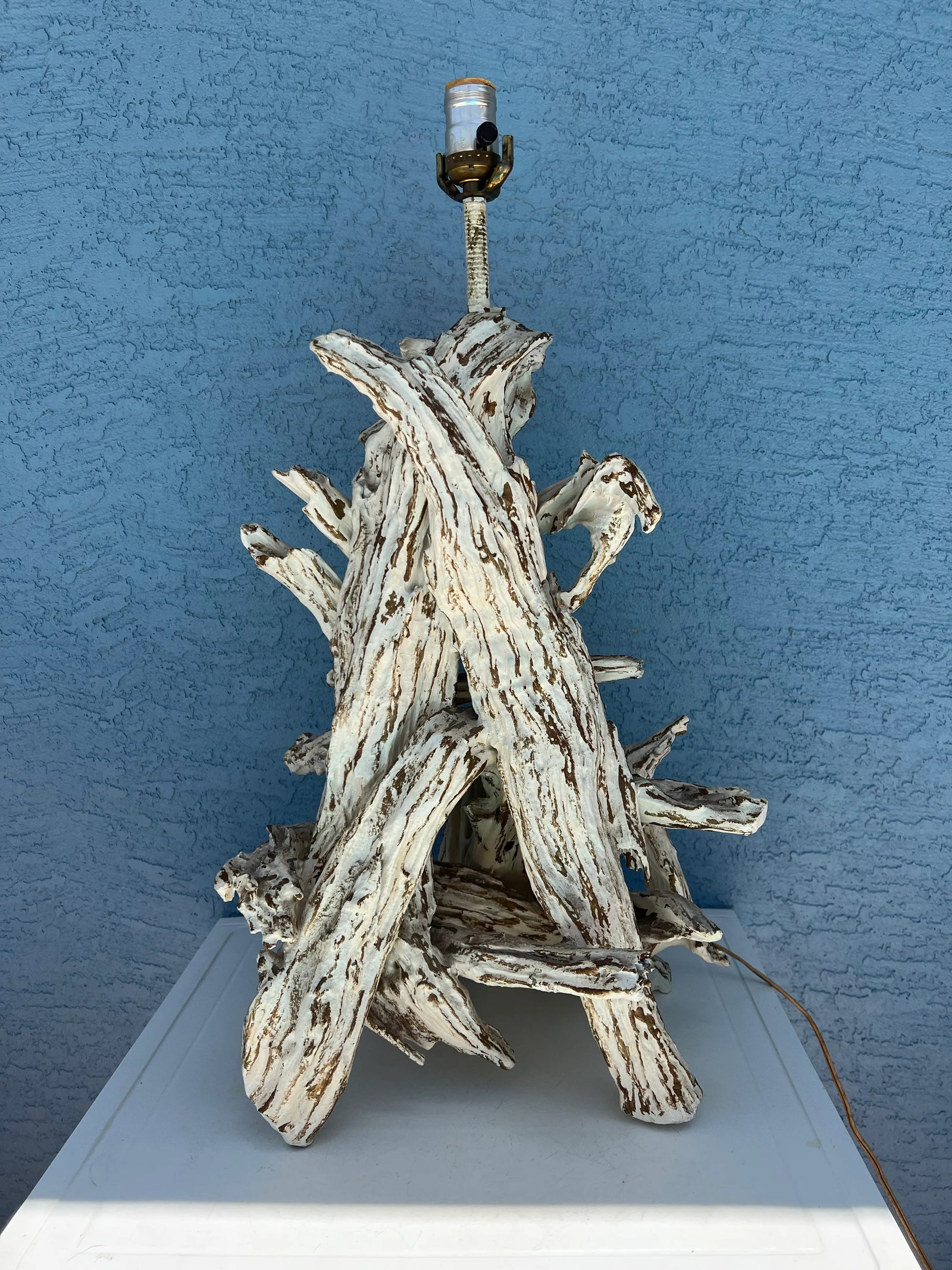 Driftwood Table Lamp - 3
