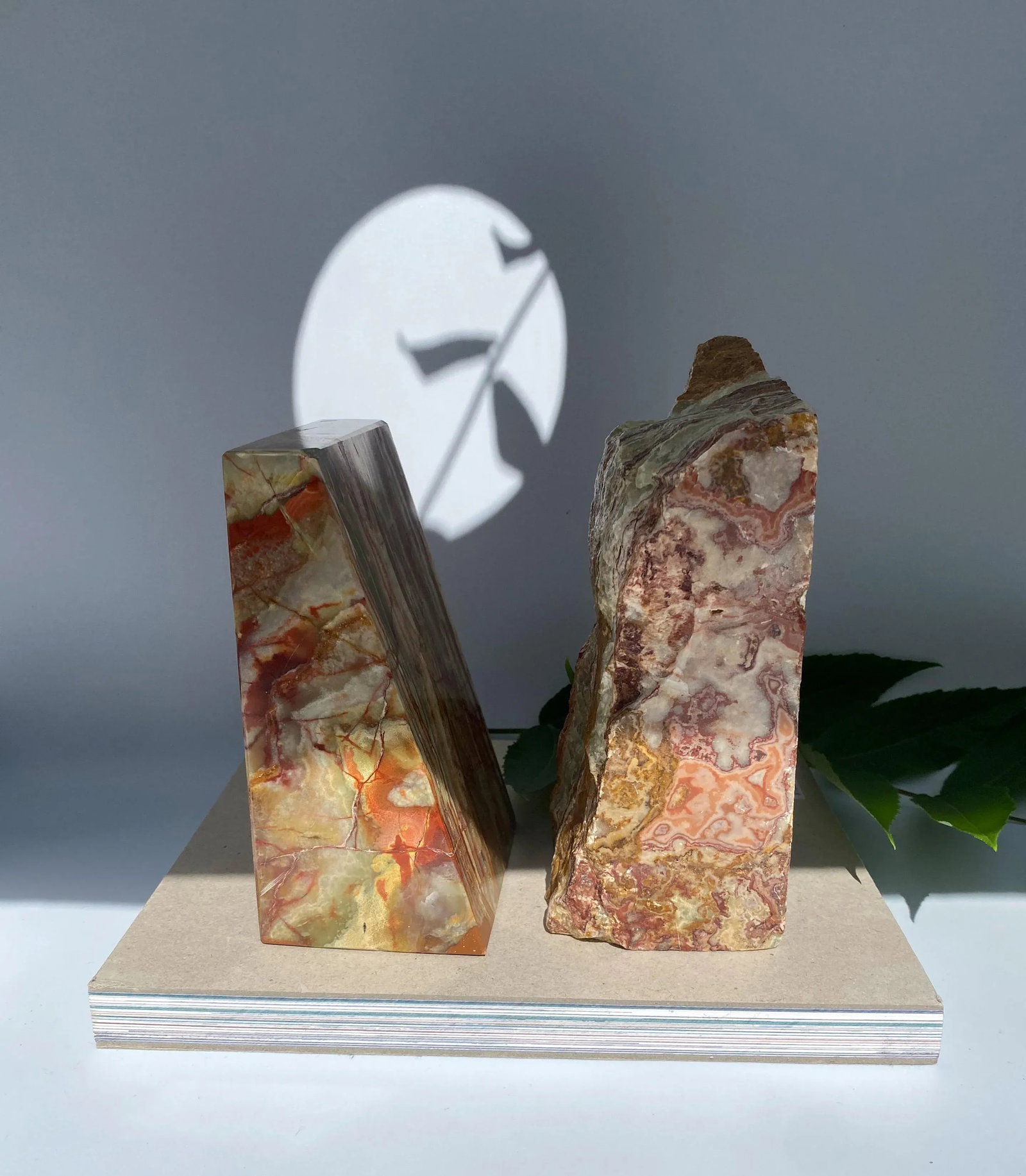 1970s Pair of Carved Onyx Stone Bookends - 5