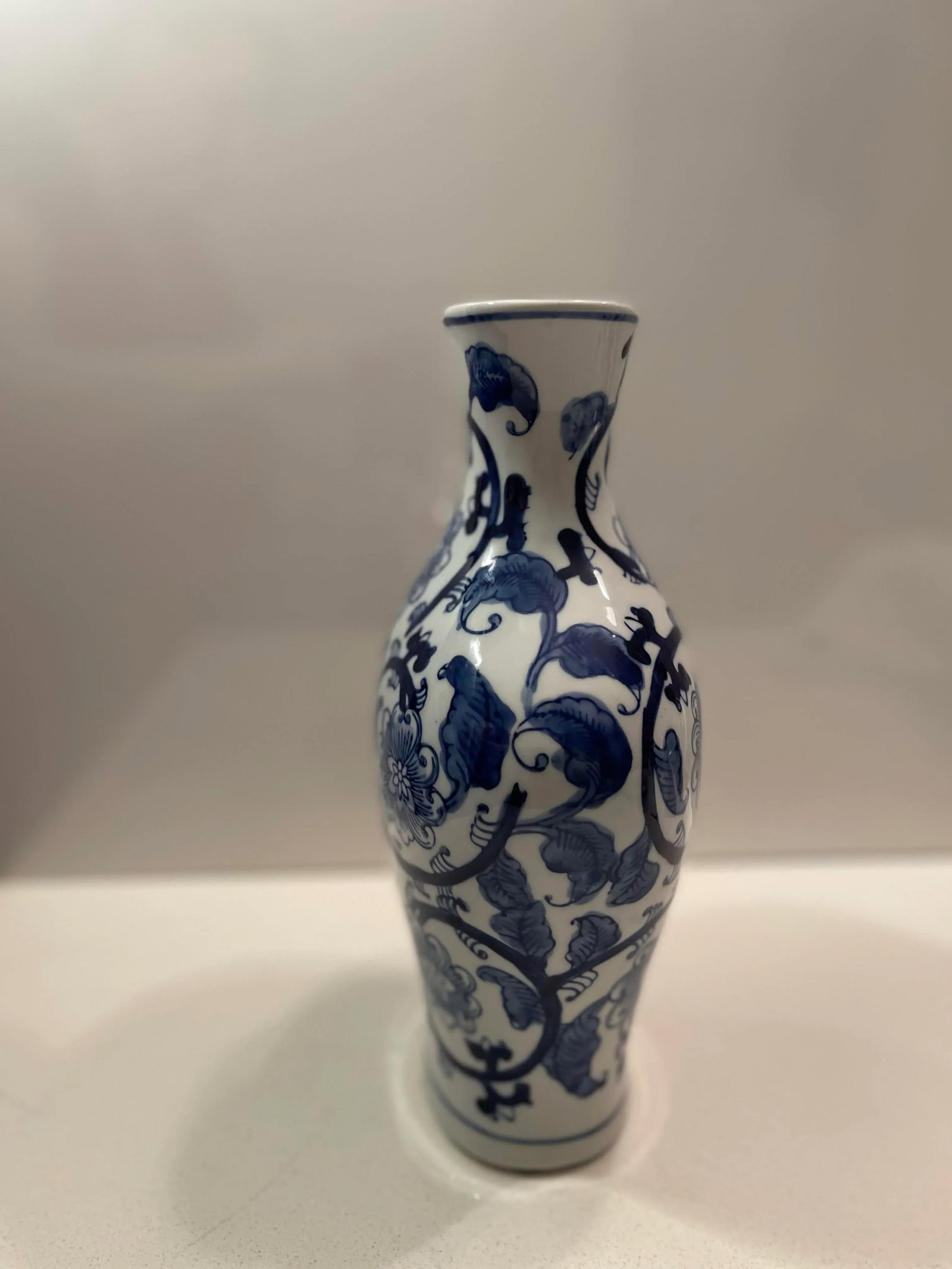 Late 20th Century Chinese Blue & White Floral and Leaf Ceramic Vase - 4