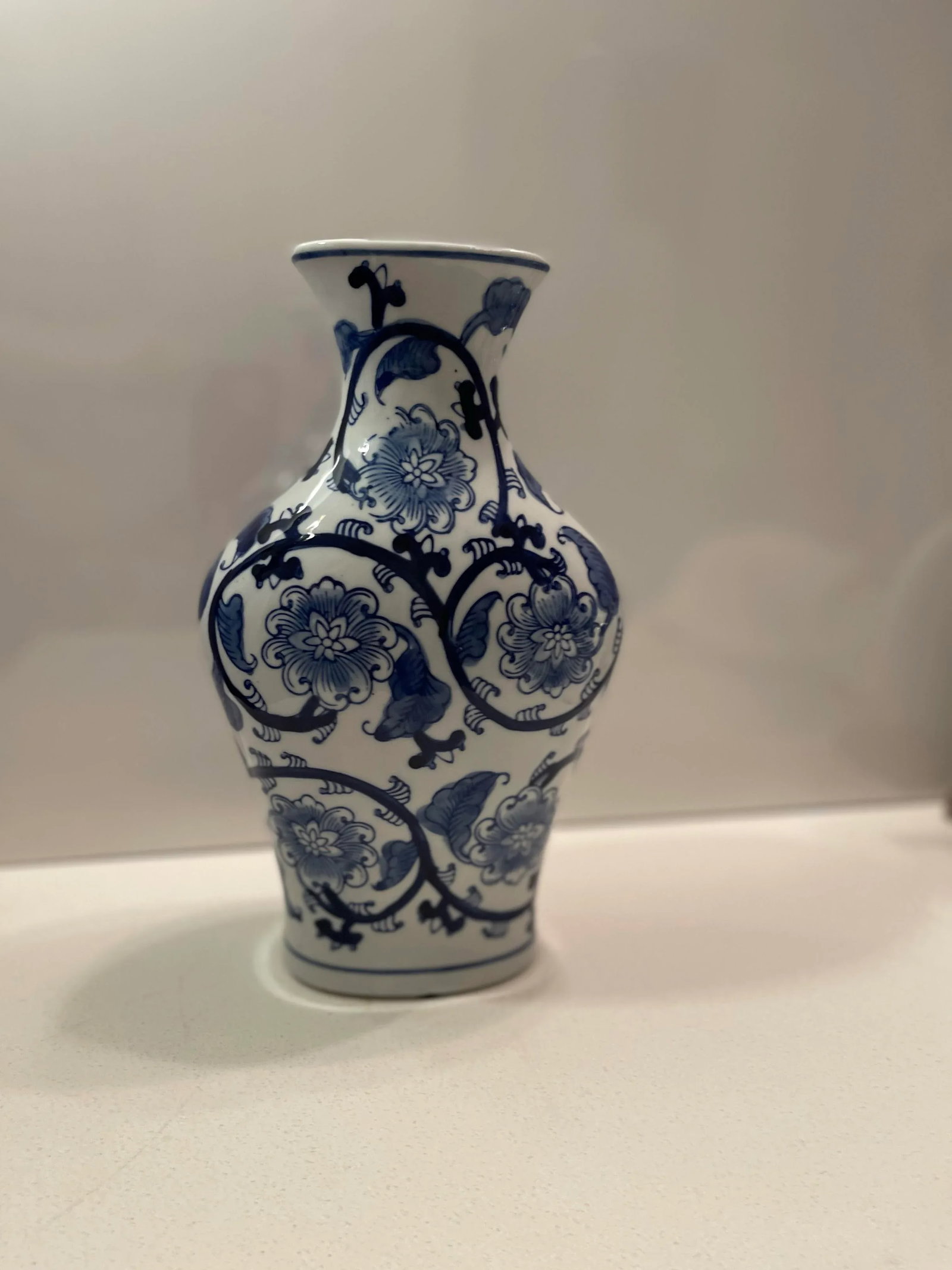 Late 20th Century Chinese Blue & White Floral and Leaf Ceramic Vase - 5