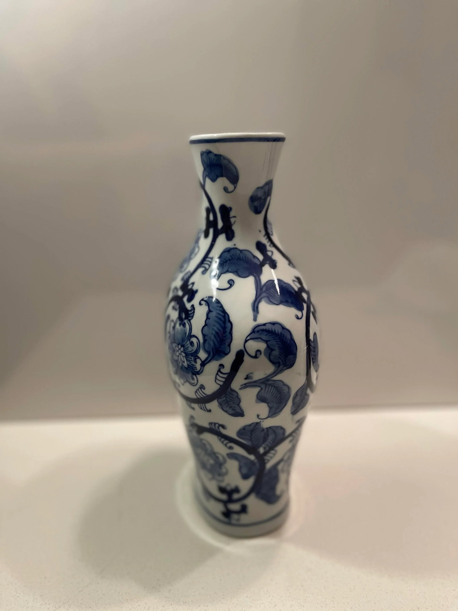 Late 20th Century Chinese Blue & White Floral and Leaf Ceramic Vase - 6