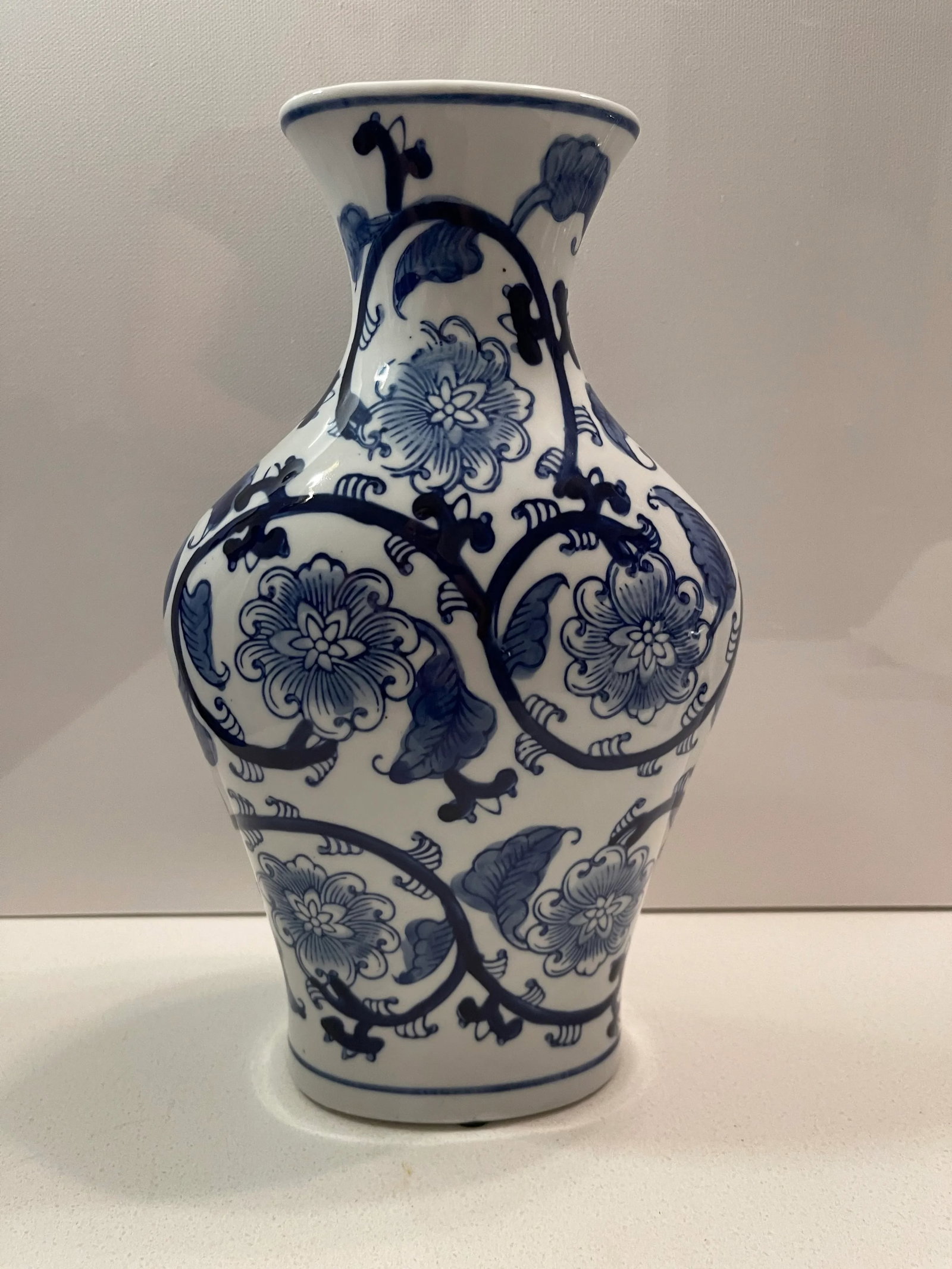 Late 20th Century Chinese Blue & White Floral and Leaf Ceramic Vase - 7