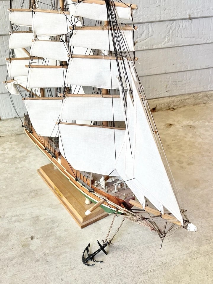 1970s Large Wooden Representation Handmade 1853 Young America Replica Clipper Ship - 15