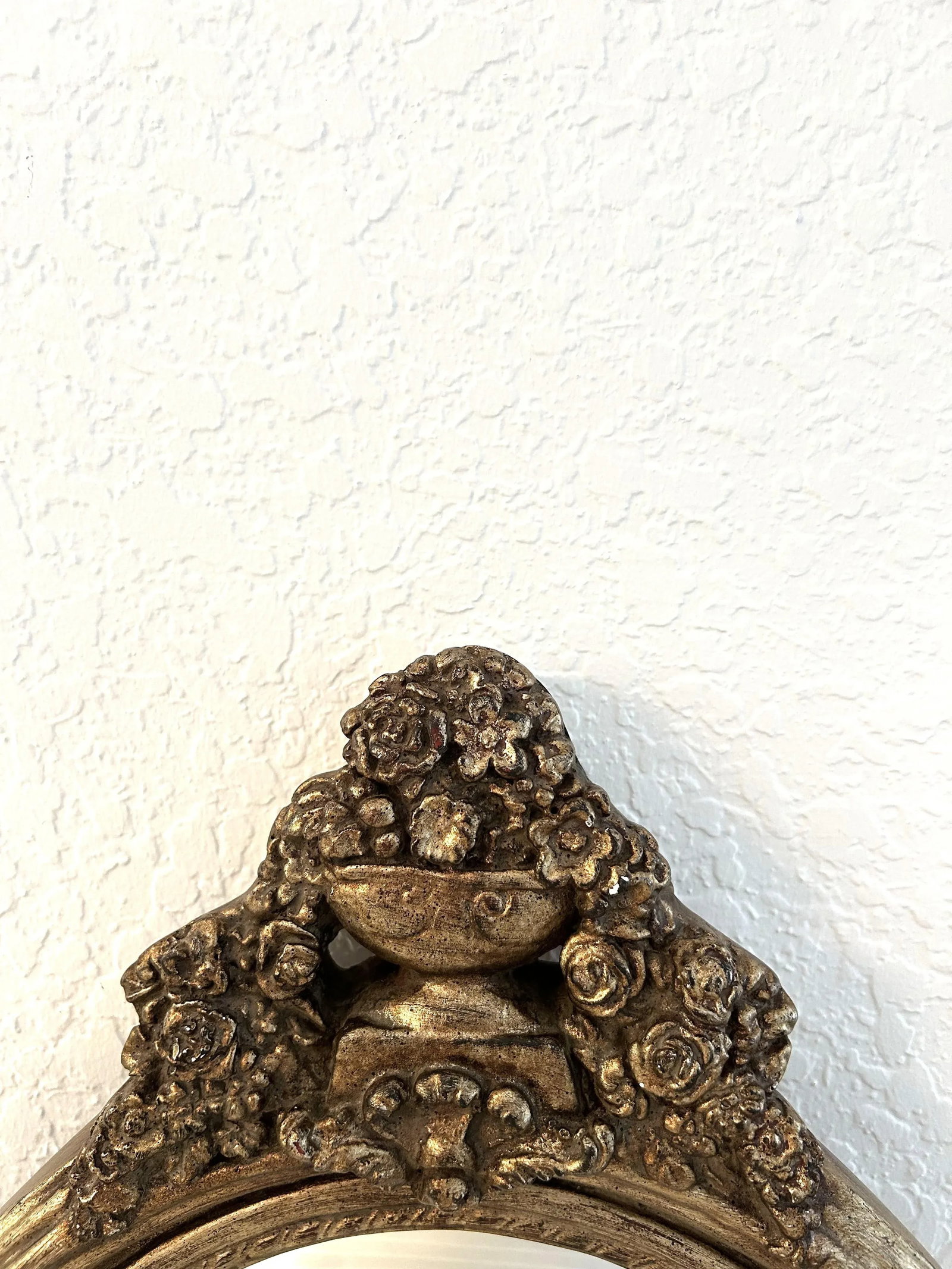 Mid-Century Syroco Rococo Gilded Wall Mirror - 2