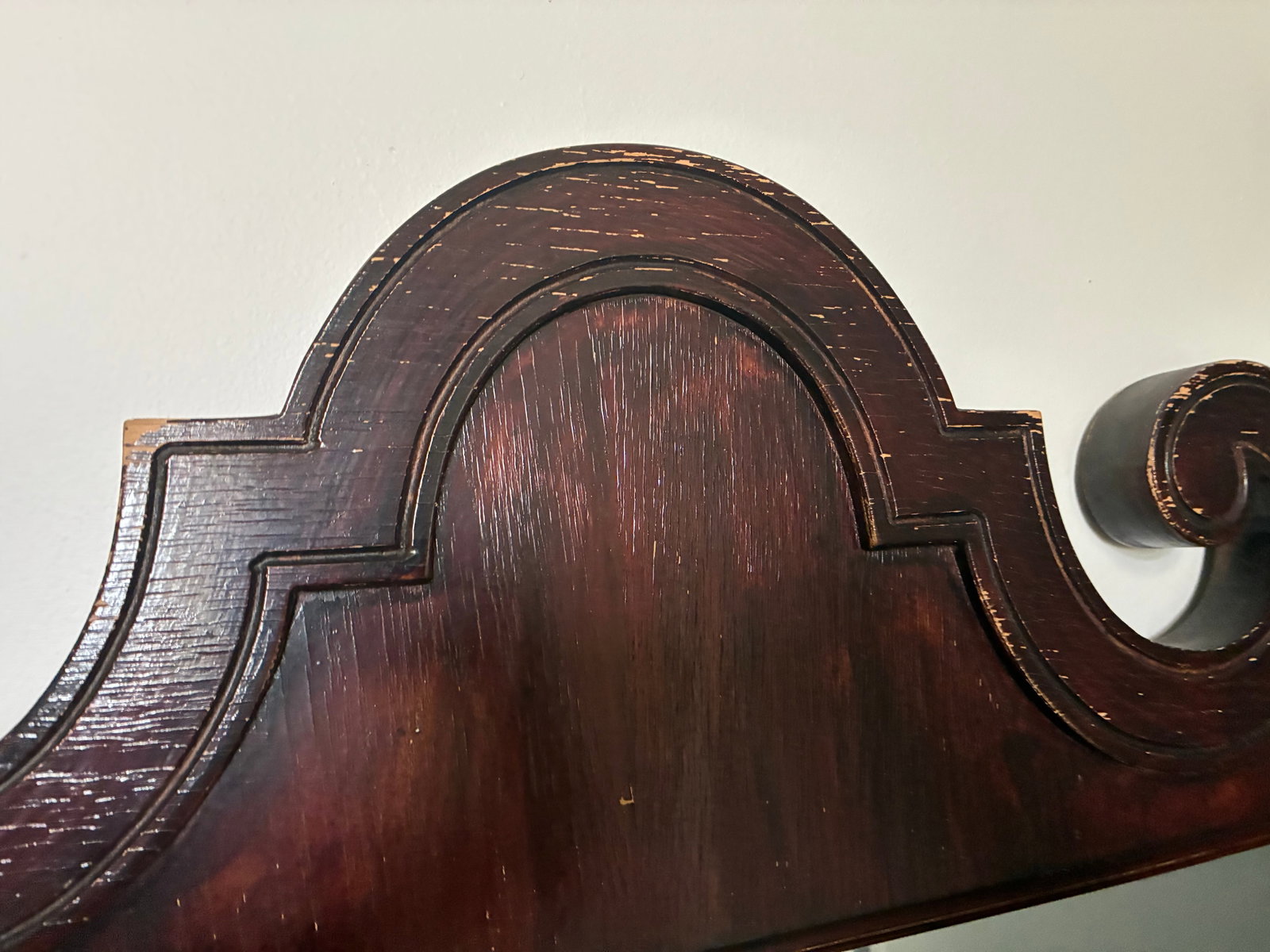 Early 20th Century Chippendale Mahogany Wood-Framed Mirror - 11