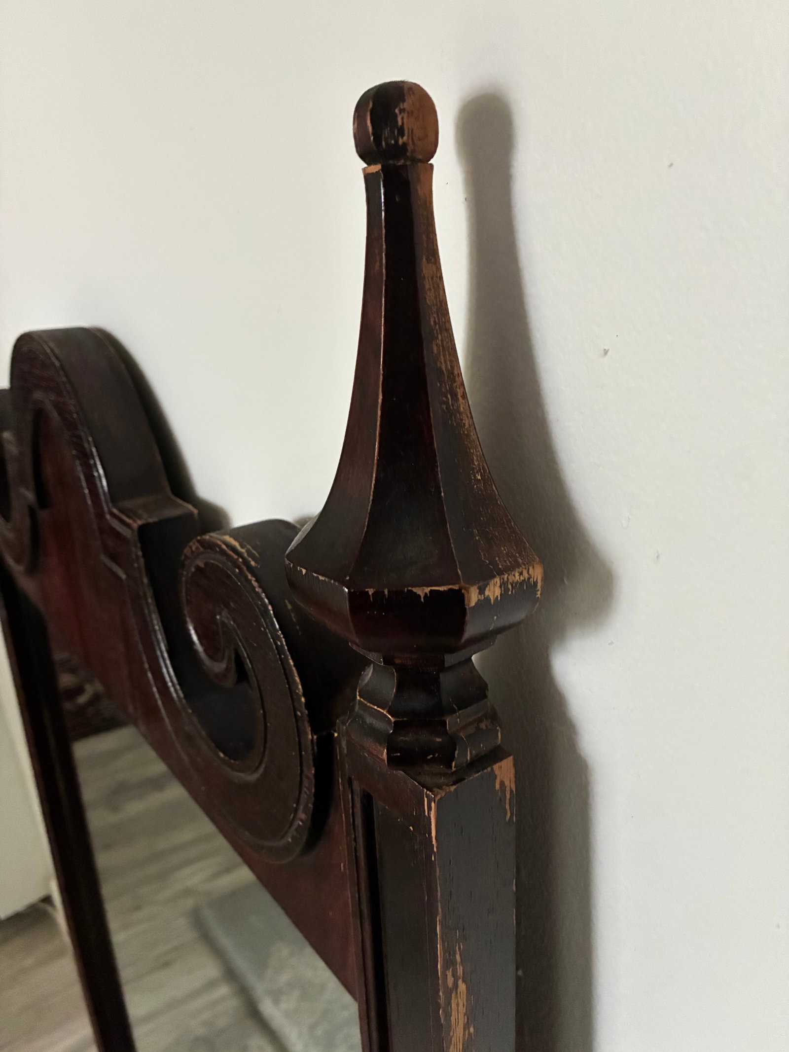 Early 20th Century Chippendale Mahogany Wood-Framed Mirror - 4