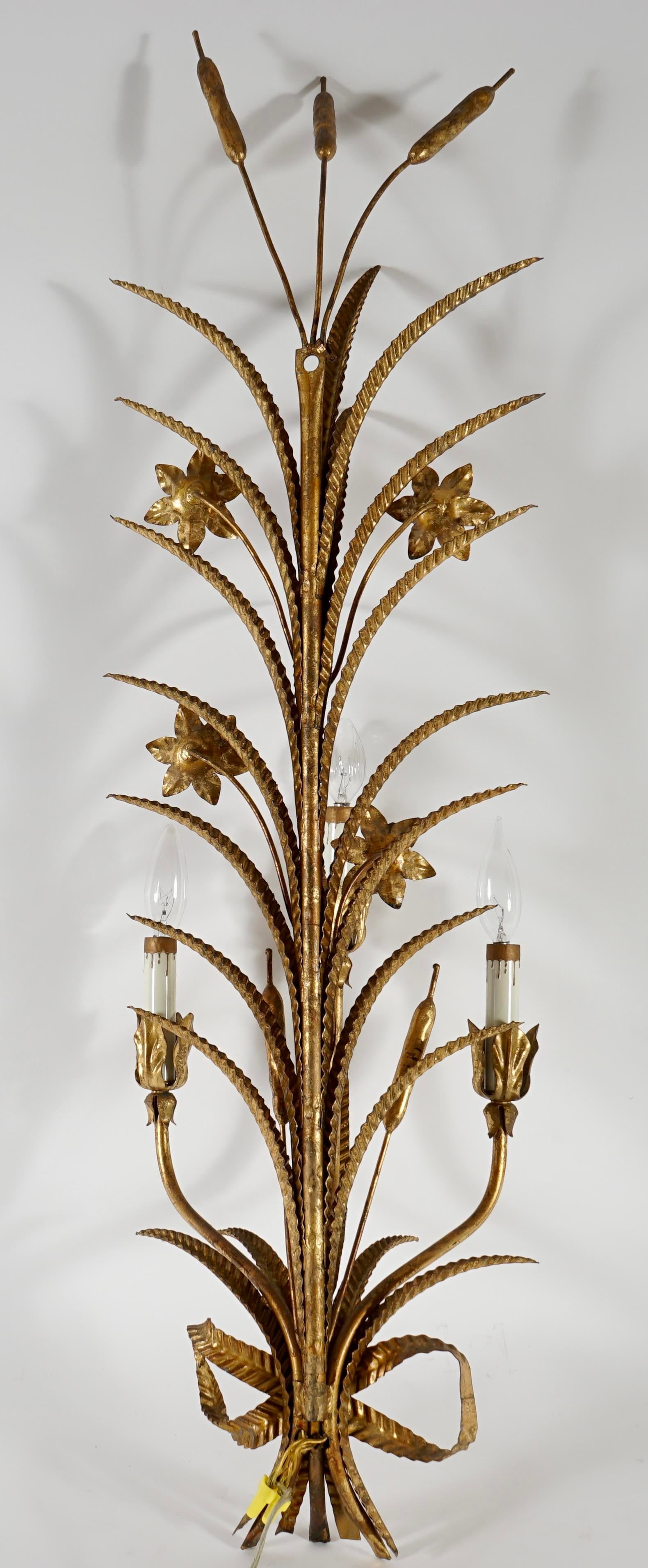 Vintage Italian Gilt Tole Florentine Sheaf of Wheat Wall Light Fixture - 4