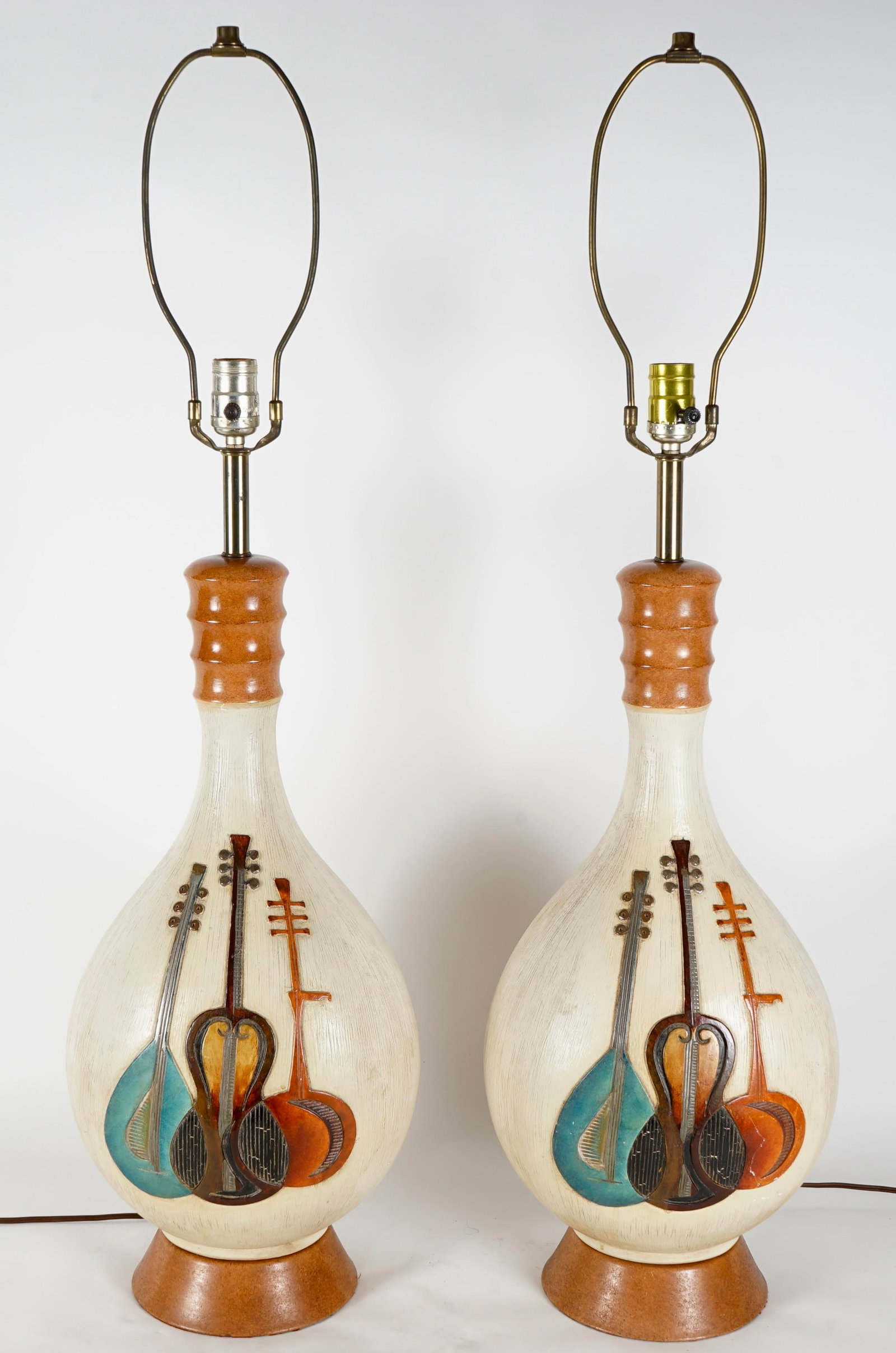 Vintage Fortune Table Lamps Set of 2 - 2