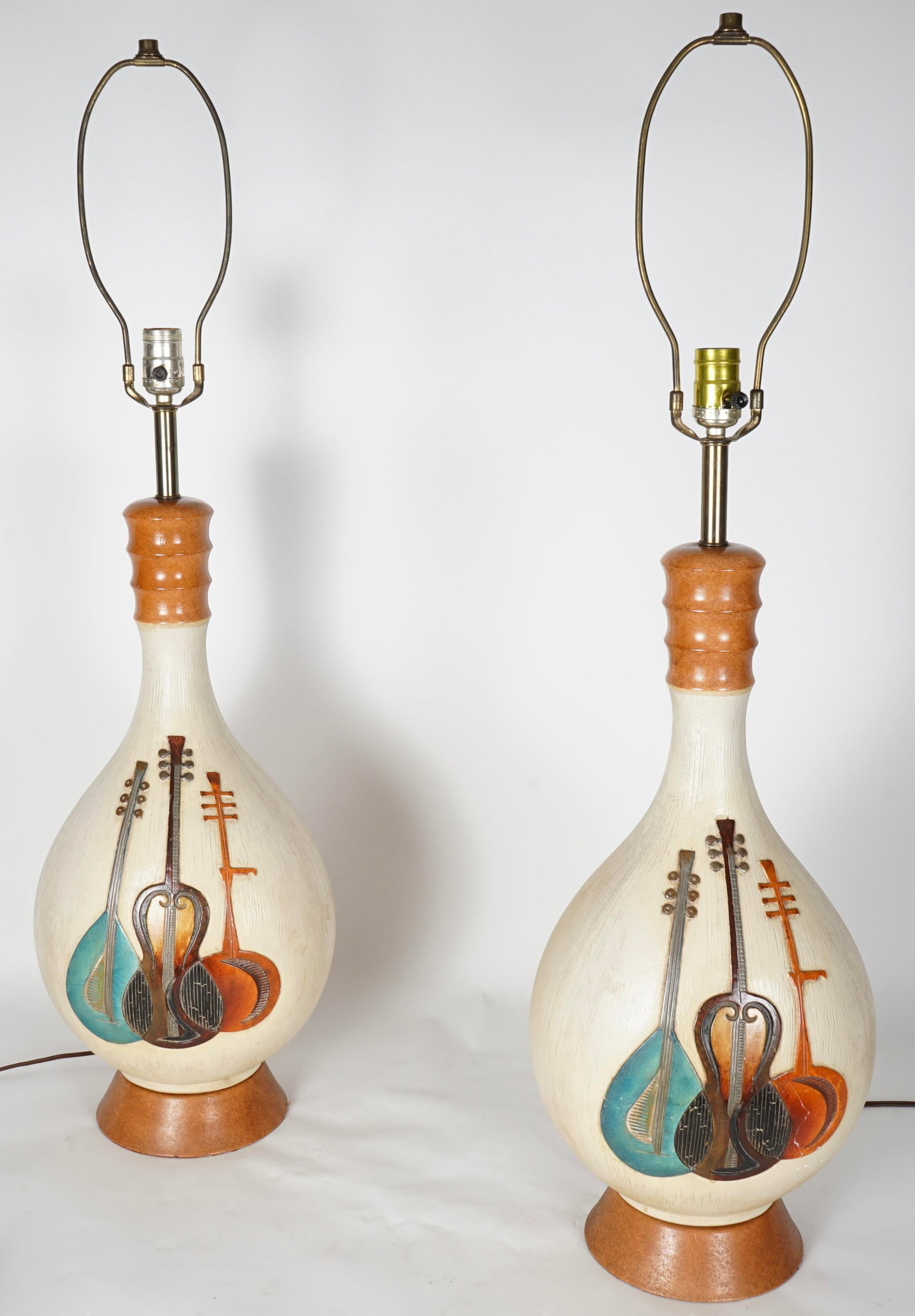 Vintage Fortune Table Lamps Set of 2 - 5
